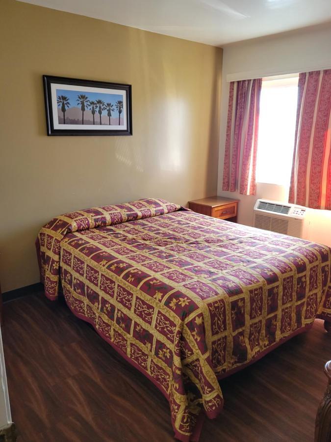 هنتنغتون بارك Lido Hotel المظهر الخارجي الصورة
