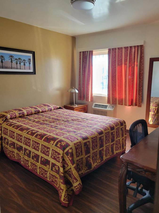 هنتنغتون بارك Lido Hotel المظهر الخارجي الصورة